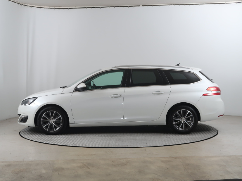 Peugeot 308, 2016