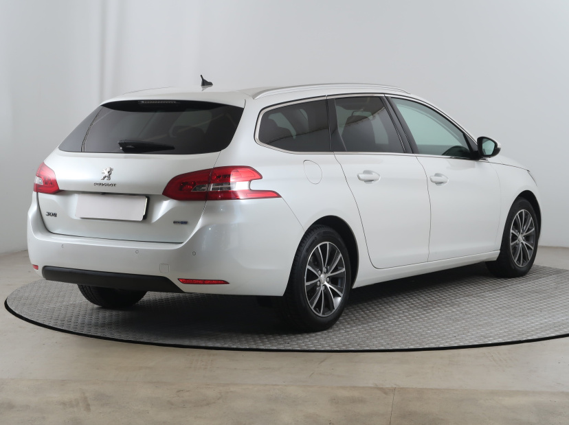 Peugeot 308, 2016