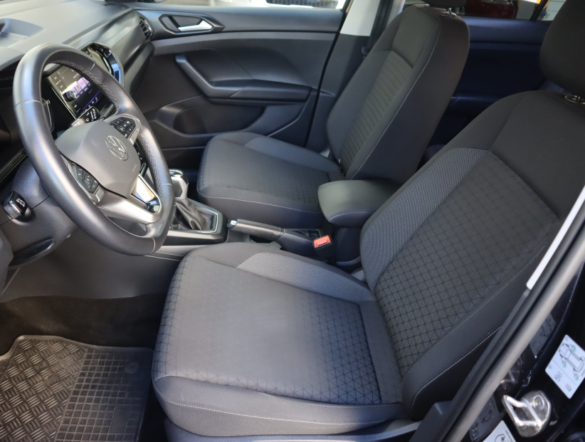 Volkswagen T-Cross, 2023