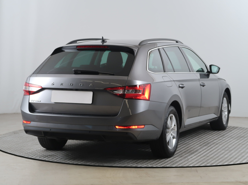 Škoda Superb, 2023