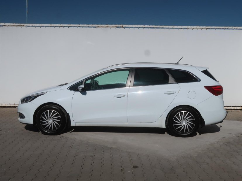 Kia Ceed, 2013