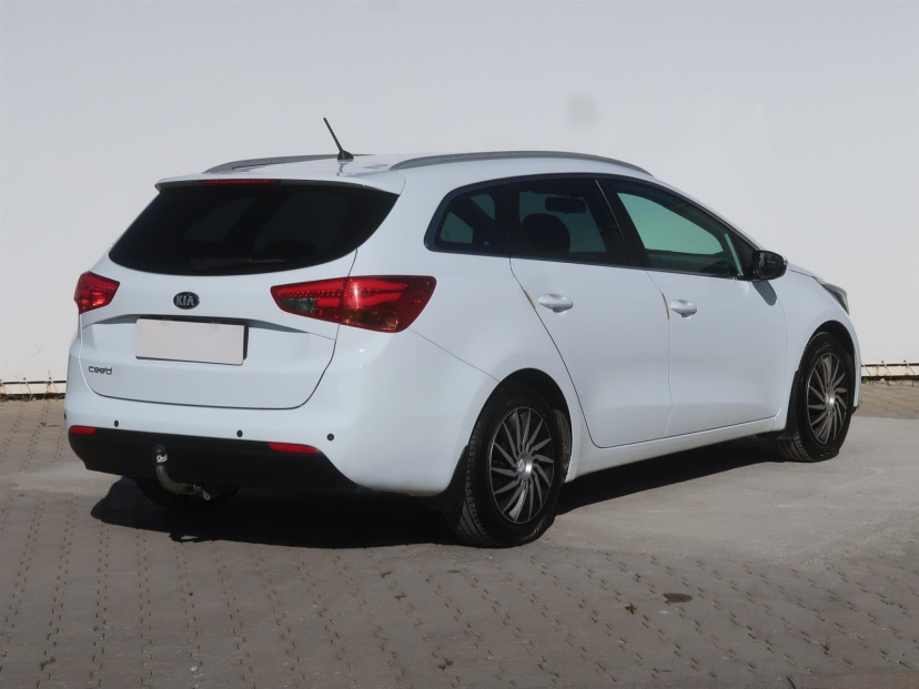 Kia Ceed, 2013