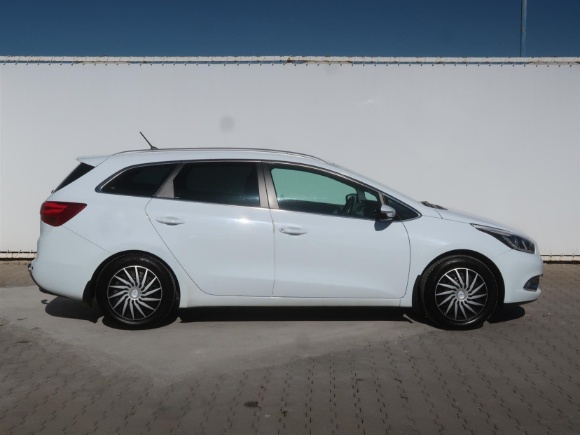 Kia Ceed, 2013