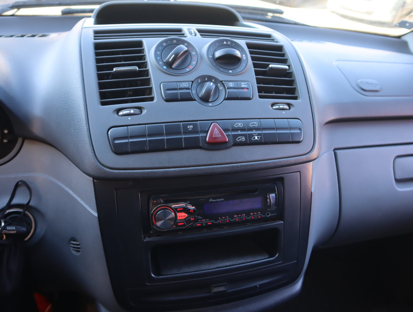 Mercedes-Benz Vito, 2009