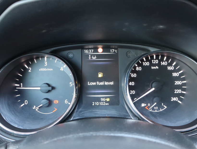 Nissan Qashqai, 2015