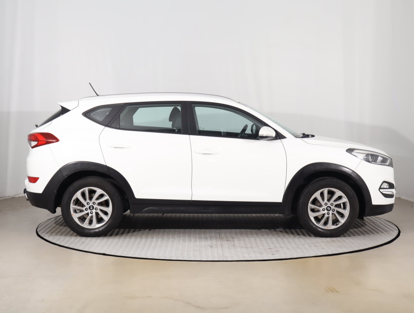 Hyundai Tucson, 2016