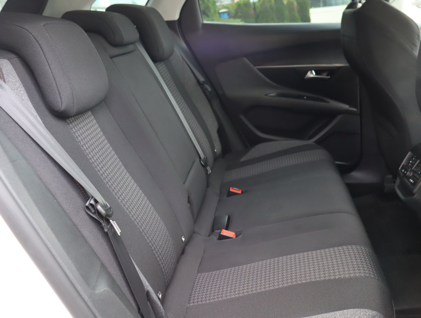 Peugeot 3008, 2017