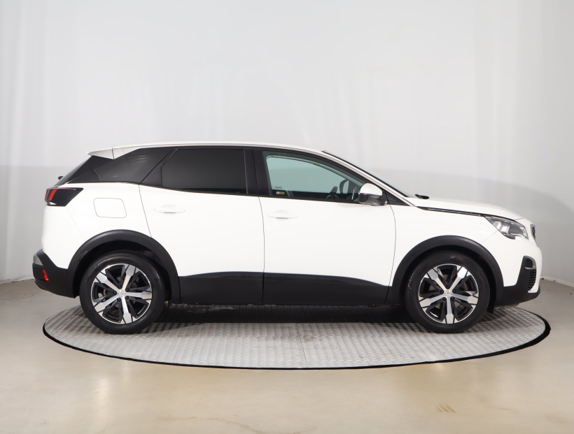 Peugeot 3008, 2017