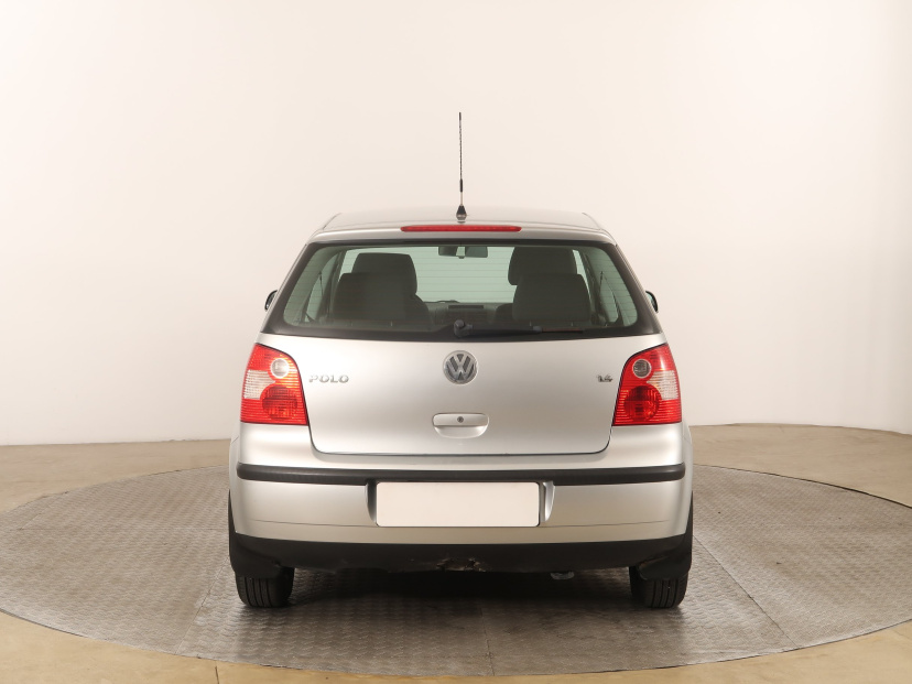 Volkswagen Polo, 2004