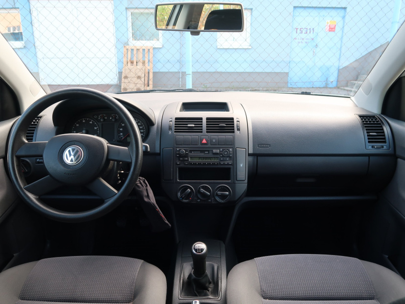 Volkswagen Polo, 2004