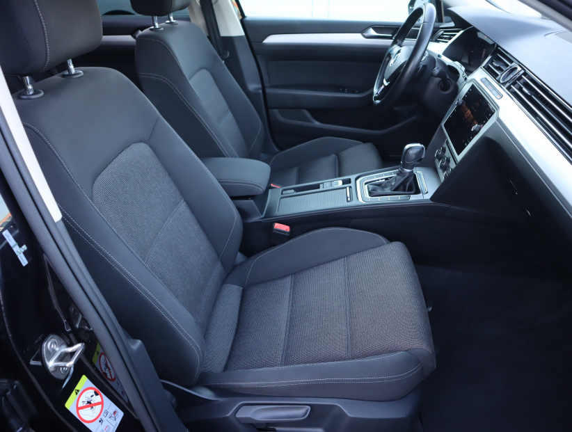 Volkswagen Passat, 2017