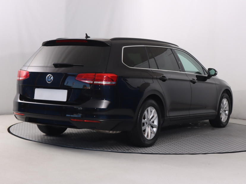 Volkswagen Passat, 2017