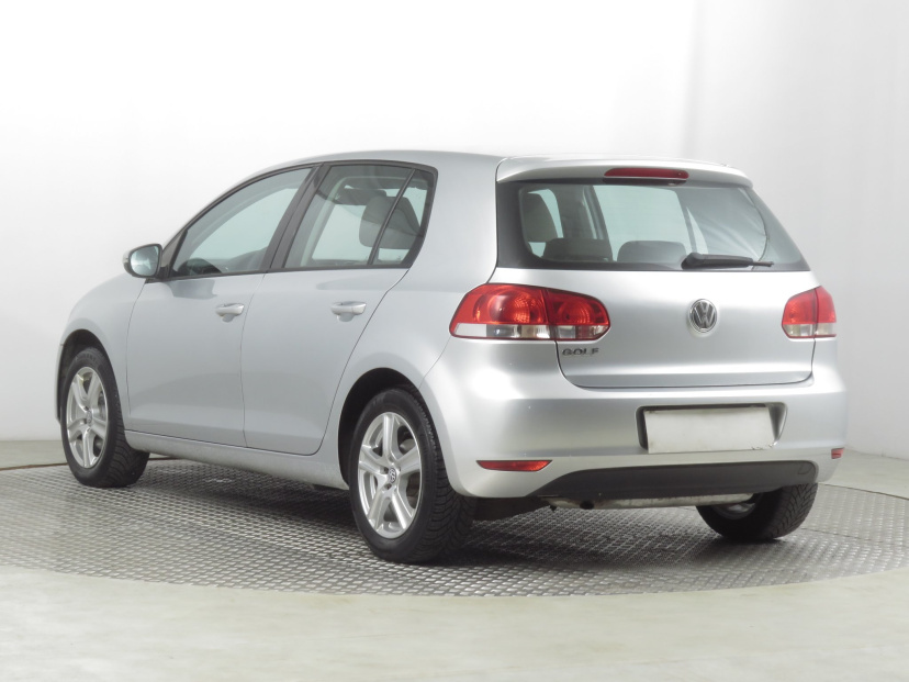 Volkswagen Golf, 2010