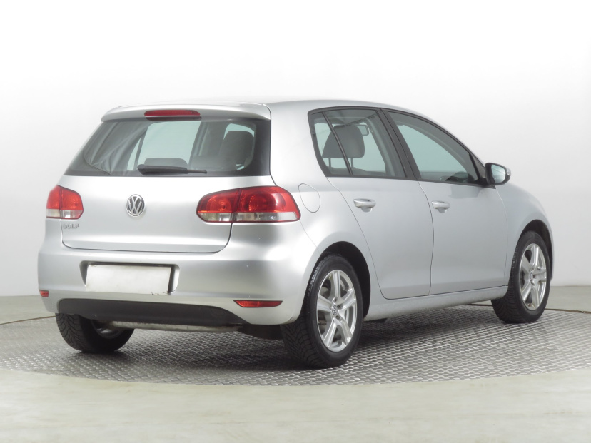 Volkswagen Golf, 2010