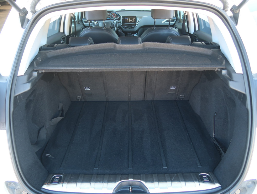 Peugeot 2008, 2014