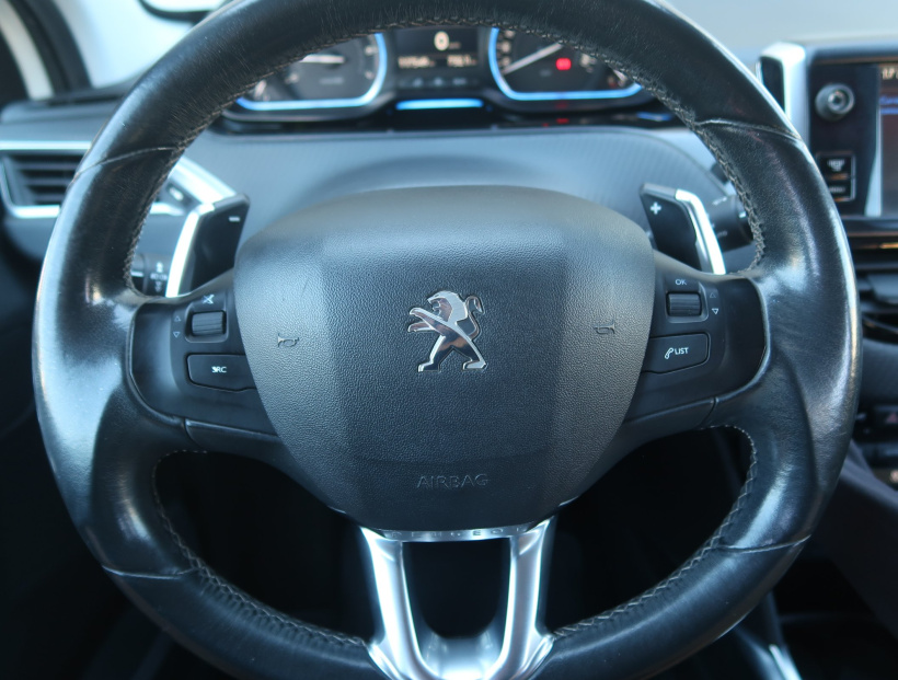 Peugeot 2008, 2014
