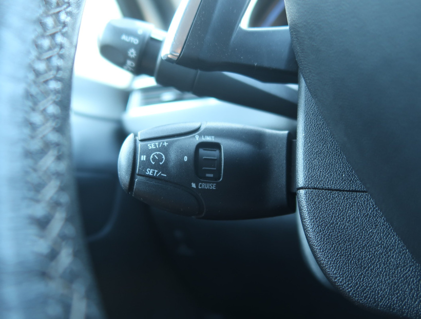 Peugeot 2008, 2014