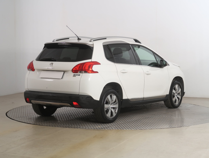 Peugeot 2008, 2014