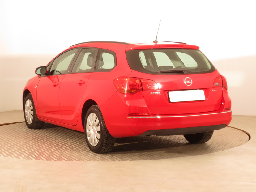 Opel Astra, 2012