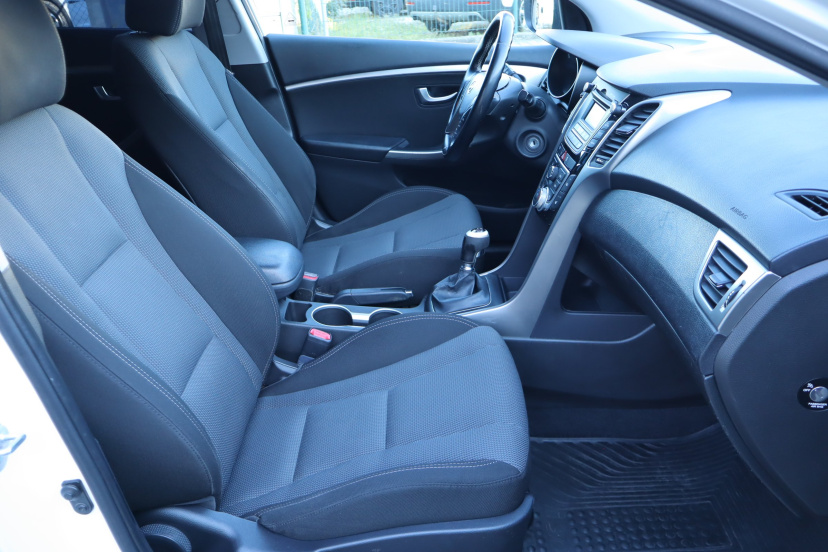 Hyundai i30, 2013