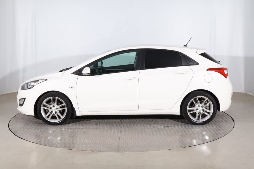 Hyundai i30, 2013