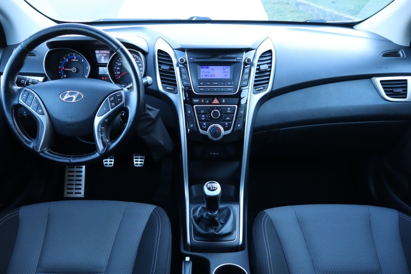 Hyundai i30, 2013