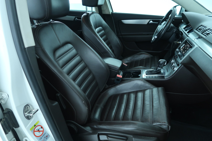 Volkswagen Passat, 2013