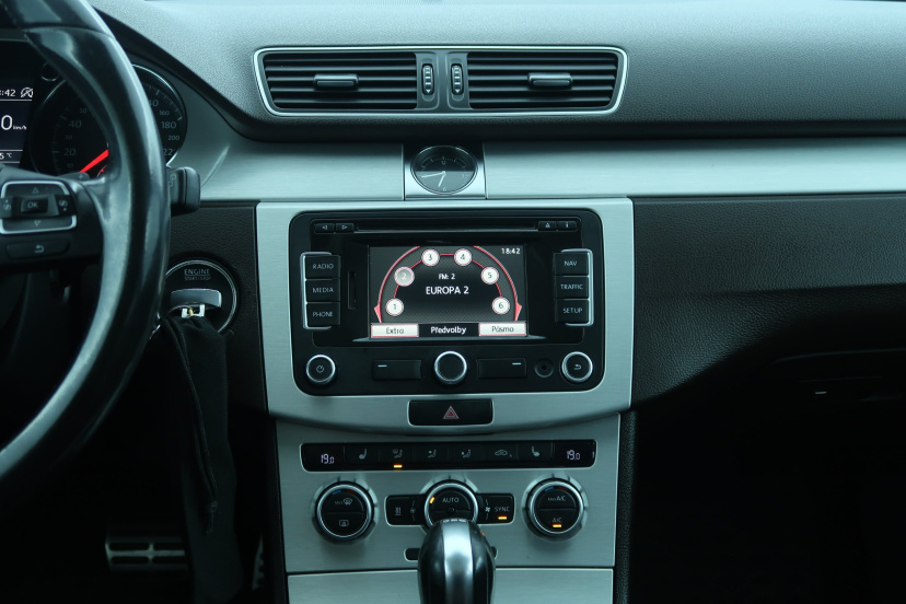 Volkswagen Passat, 2013