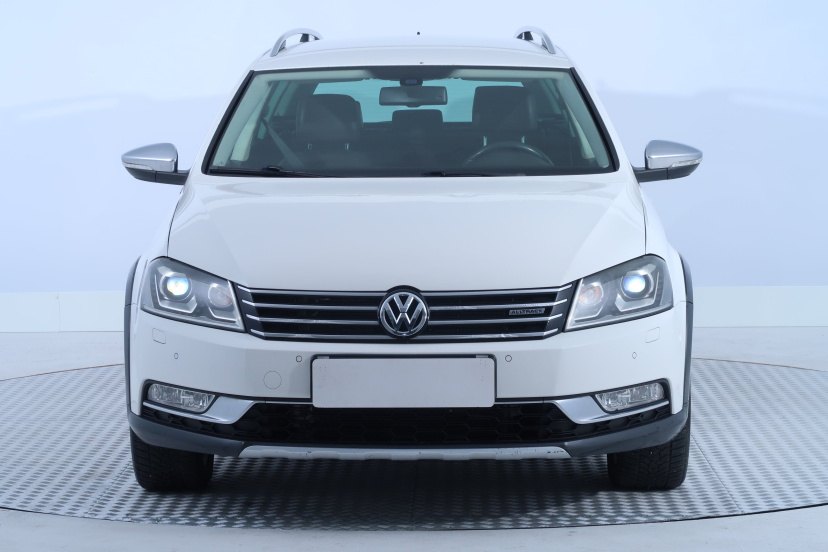Volkswagen Passat, 2013