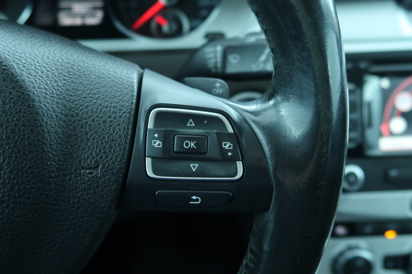 Volkswagen Passat, 2013