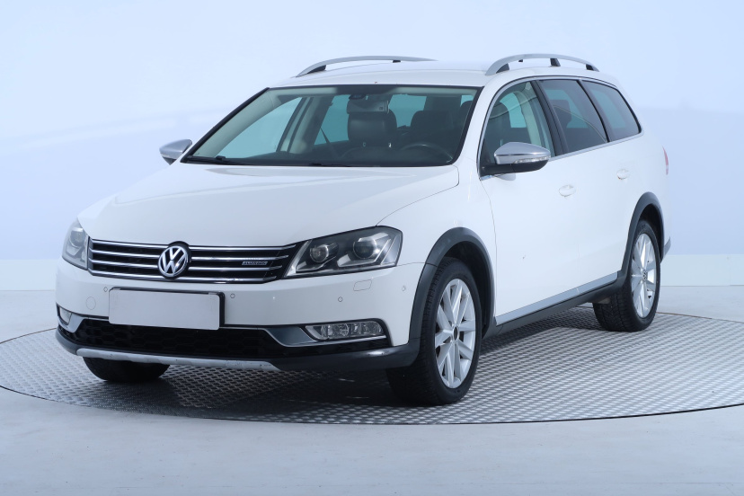 Volkswagen Passat, 2013