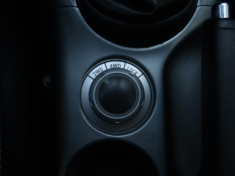 Mitsubishi Outlander, 2011