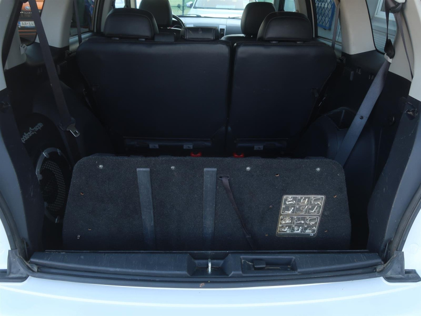 Mitsubishi Outlander, 2011