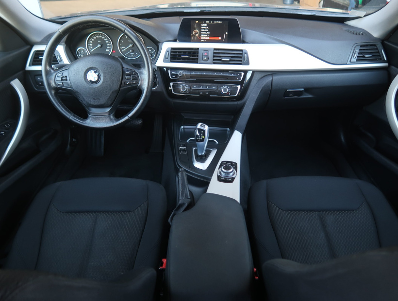 BMW 3GT, 2016