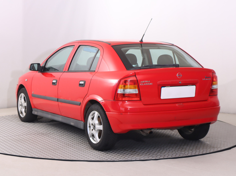 Opel Astra, 2009
