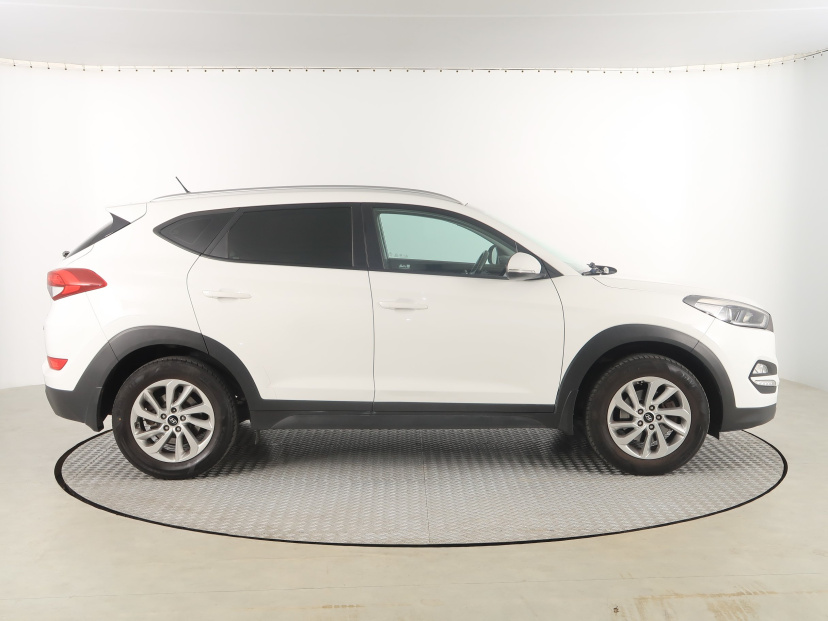 Hyundai Tucson, 2016