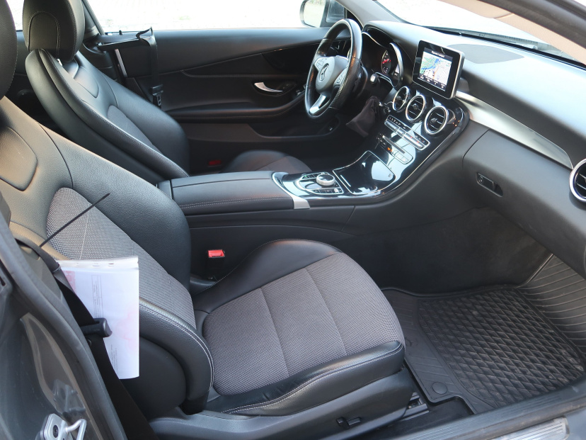 Mercedes-Benz C, 2016