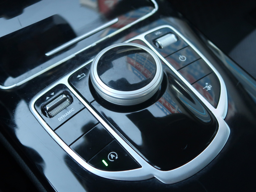 Mercedes-Benz C, 2016