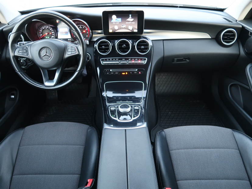 Mercedes-Benz C, 2016