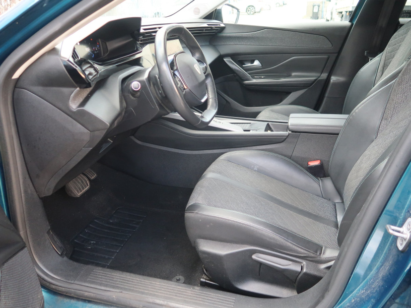 Peugeot 408, 2023