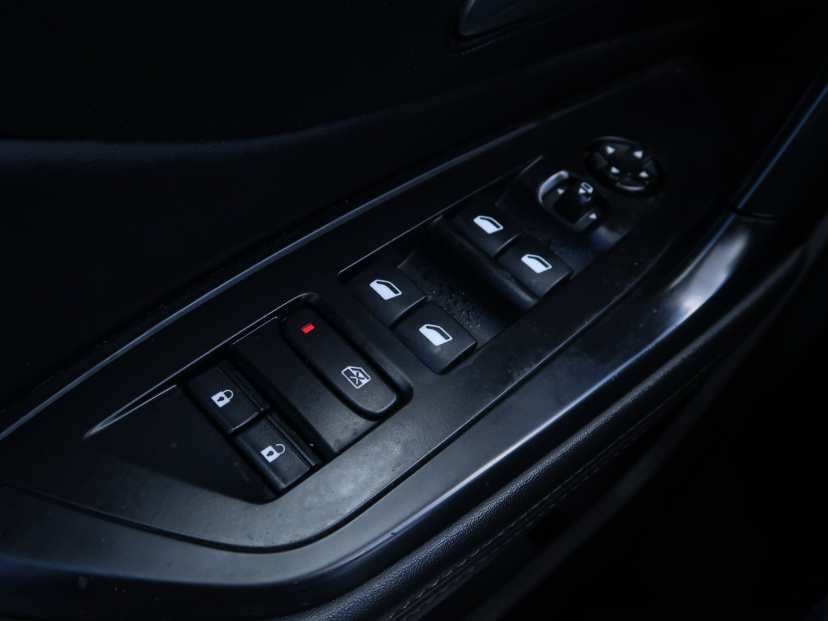 Peugeot 408, 2023