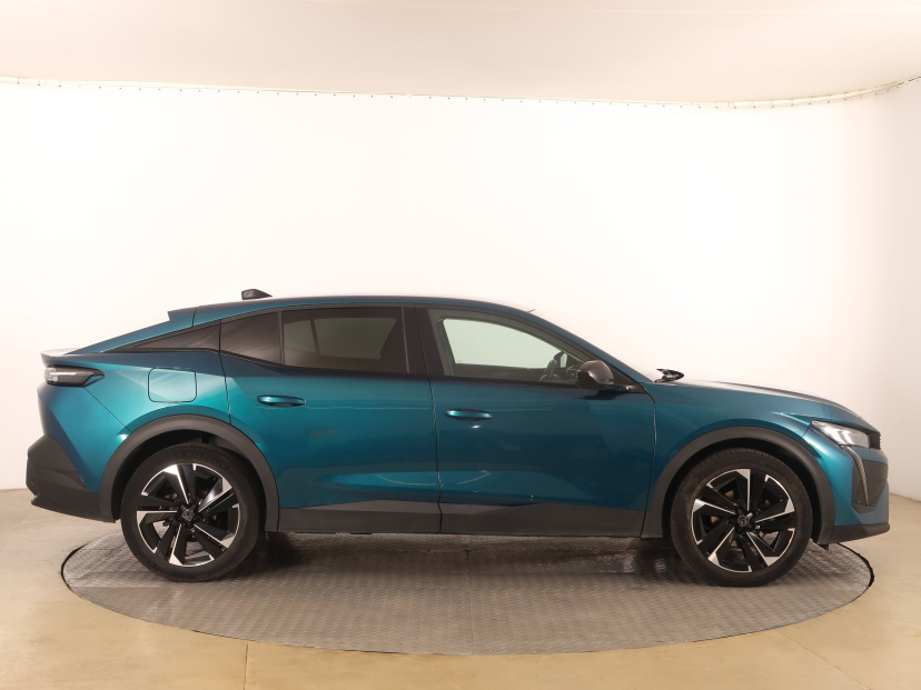 Peugeot 408, 2023