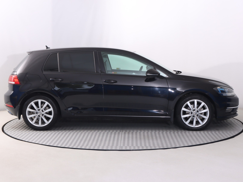 Volkswagen Golf, 2017