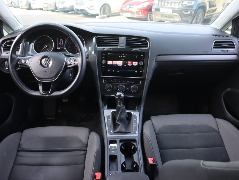 Volkswagen Golf, 2017