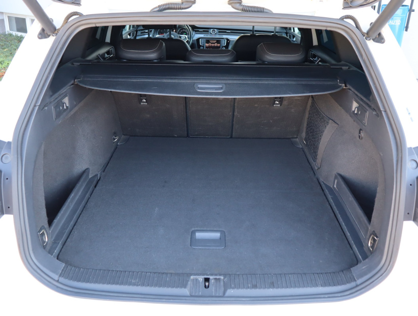 Volkswagen Passat, 2015