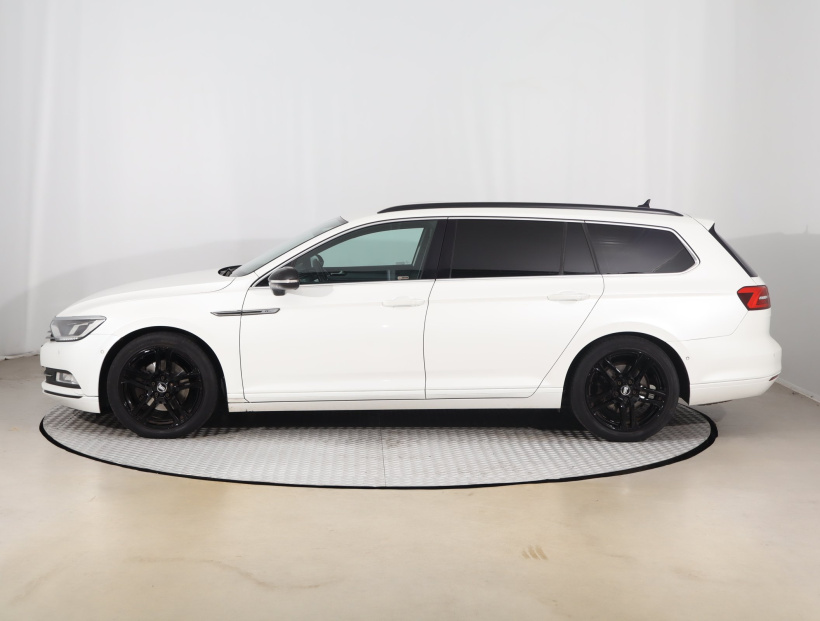 Volkswagen Passat, 2015