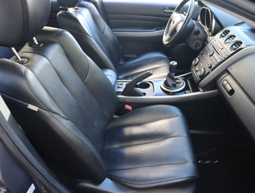 Mazda CX-7, 2010