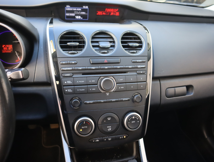 Mazda CX-7, 2010