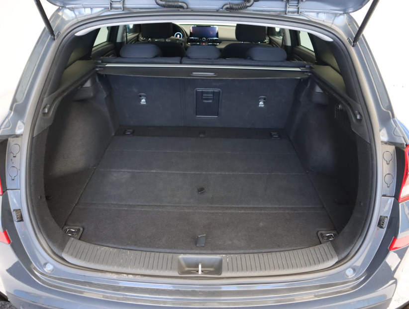 Hyundai i30, 2024
