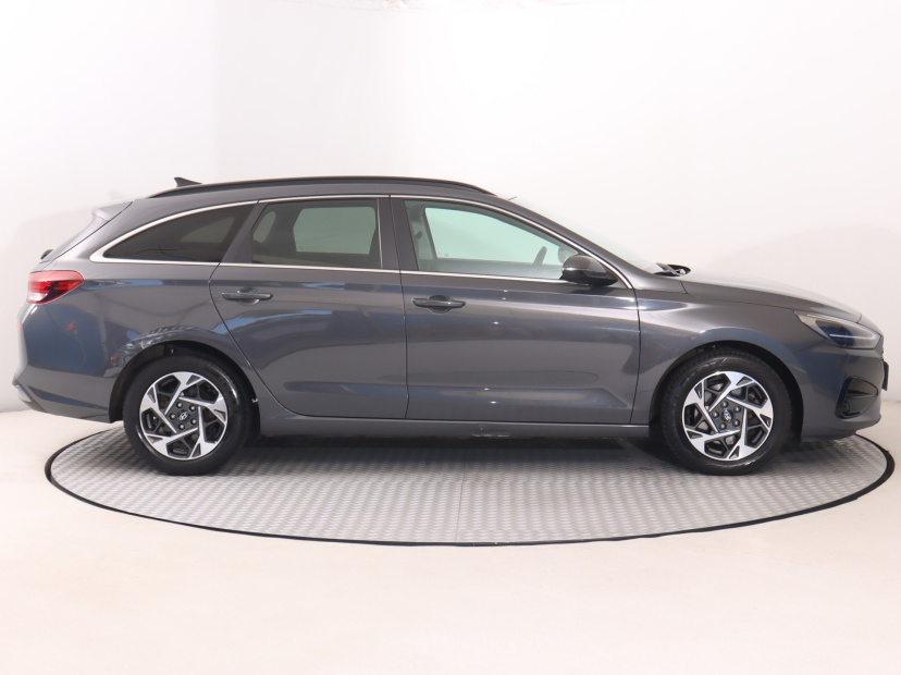 Hyundai i30, 2024